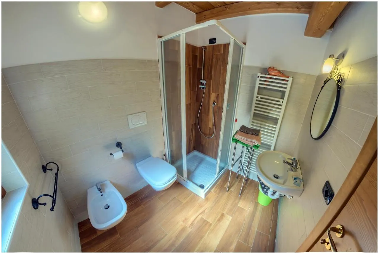 Apartment Ferienwohnung Fantastica Casa Poppo Bellano Italien