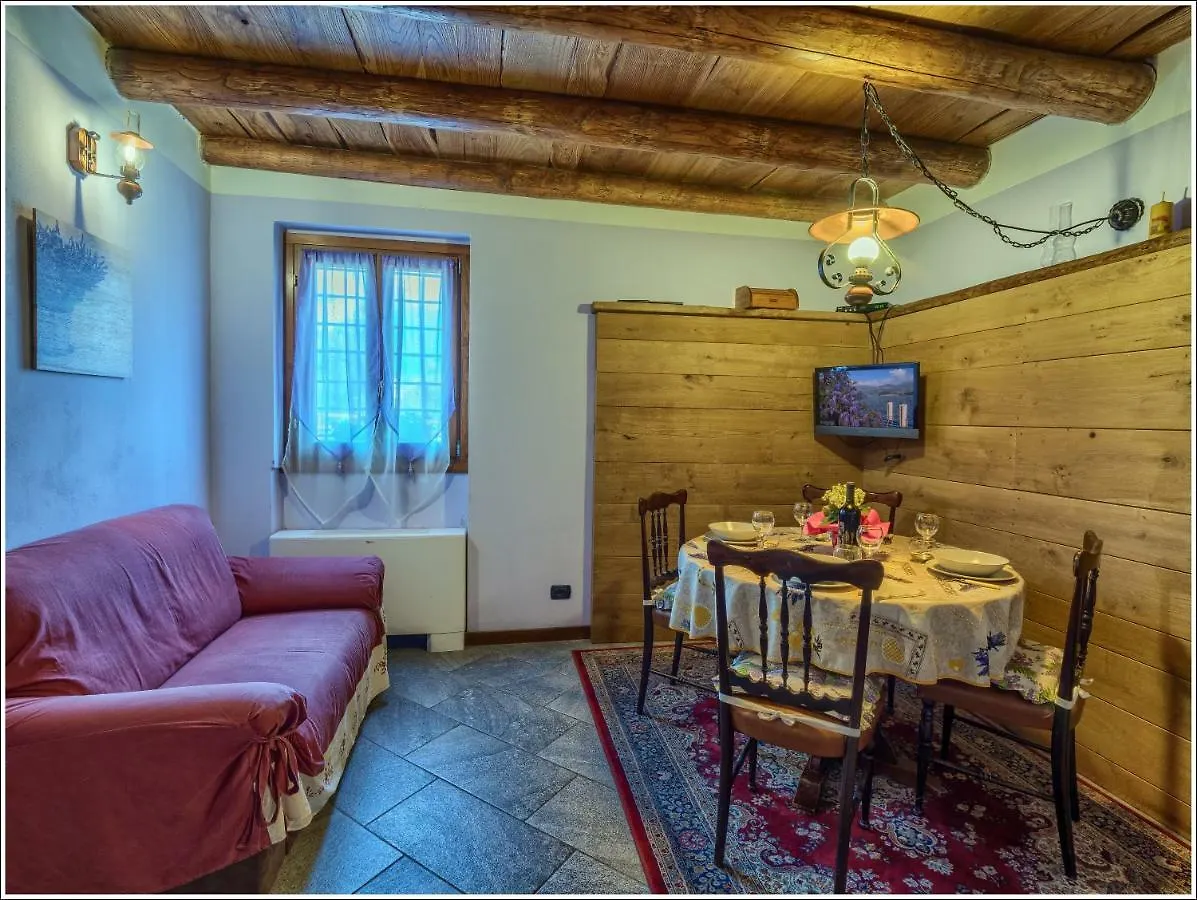 Fantastica Casa Poppo Lägenhet Bellano