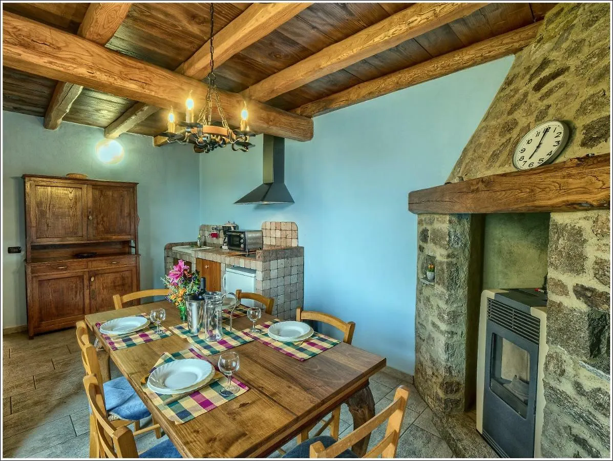 Fantastica Casa Poppo Lägenhet Bellano