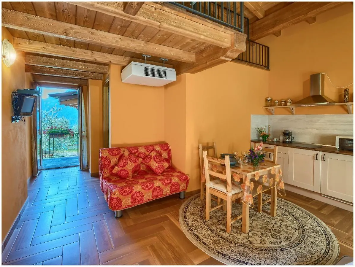 Fantastica Casa Poppo Lägenhet Bellano