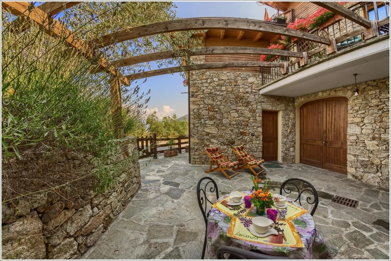 Fantastica Casa Poppo Lägenhet Bellano